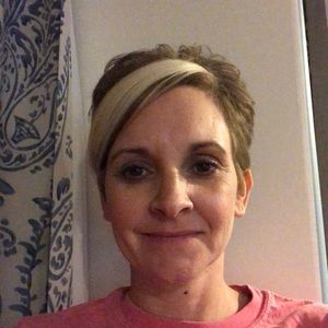 Meet your Posher, Valerie